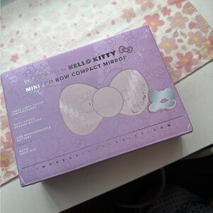 Hello Kitty bow compact mirror